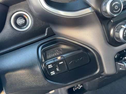 Used 2022 RAM 2500 Big Horn AWD/4WD image 21