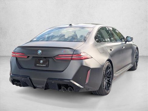 New 2026 BMW M5 image 2