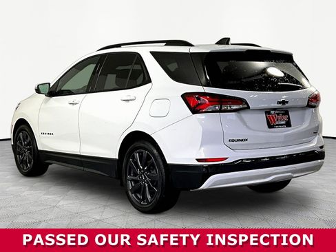 Used 2022 Chevrolet Equinox RS w/ RS Leather Package FWD image 4