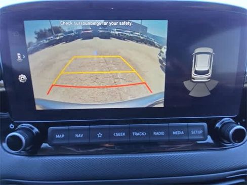 Used 2022 Hyundai Kona Limited image 28