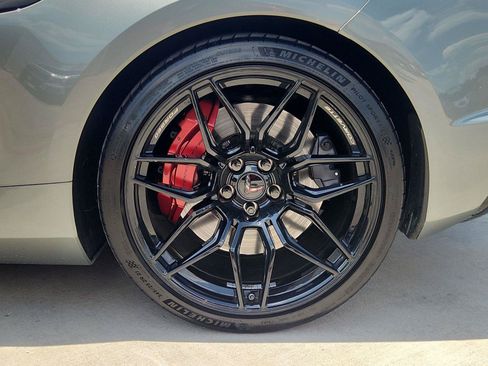 Used 2024 Chevrolet Corvette Z06 RWD image 29