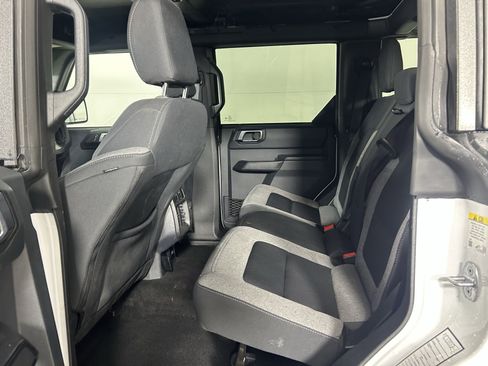 Used 2025 Ford Bronco Big Bend image 10