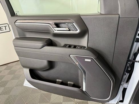 New 2026 Chevrolet Silverado 1500 LTZ w/ LTZ Convenience Package II AWD/4WD image 13