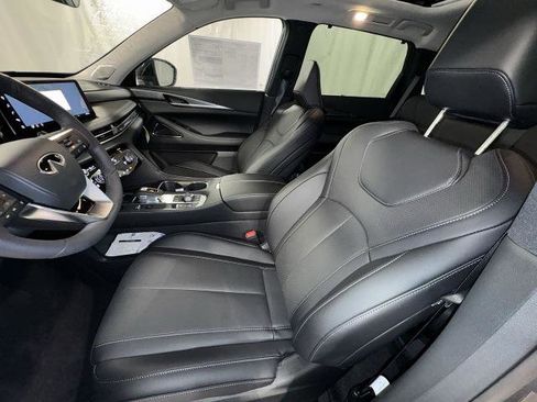 Certified 2026 INFINITI QX60 Luxe w/ Cargo Package image 13