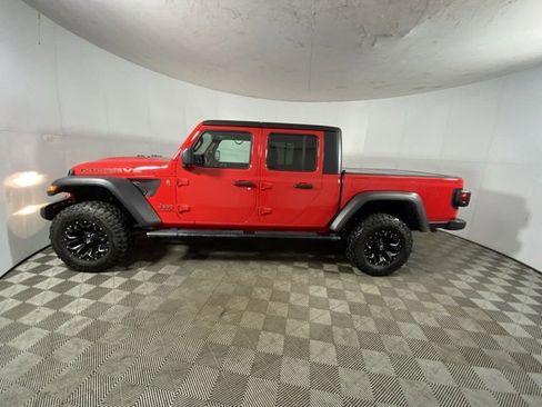 Used 2022 Jeep Gladiator Mojave w/ Cold Weather Group image 3