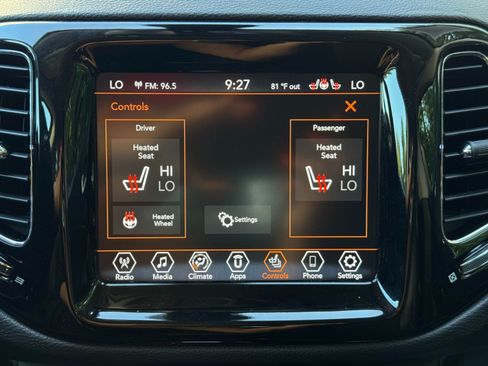 Used 2017 Jeep Compass Limited AWD/4WD image 24