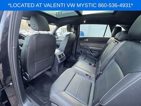 Certified 2022 Volkswagen Atlas Cross Sport SE w/ Panoramic Sunroof Package image 10