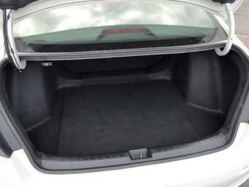 Used 2024 Honda Civic Sport image 9