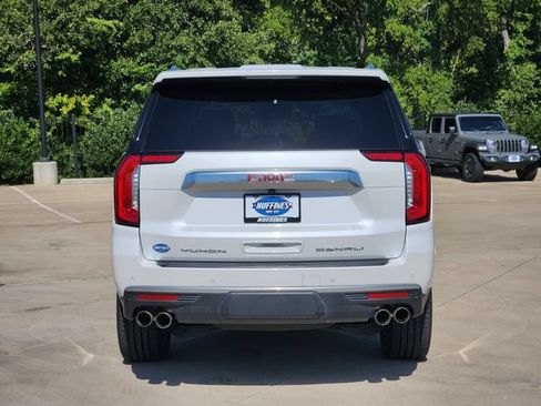 Used 2024 GMC Yukon Denali AWD/4WD image 6