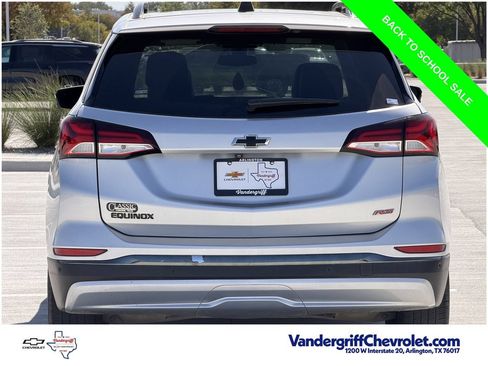 Used 2022 Chevrolet Equinox RS w/ RS Leather Package FWD image 5