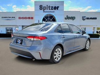 Used 2020 Toyota Corolla LE FWD video 2