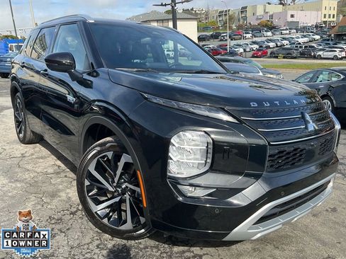 Used 2023 Mitsubishi Outlander SEL image 1