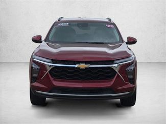 Used 2025 Chevrolet Trax LT w/ LT Convenience Package video 2