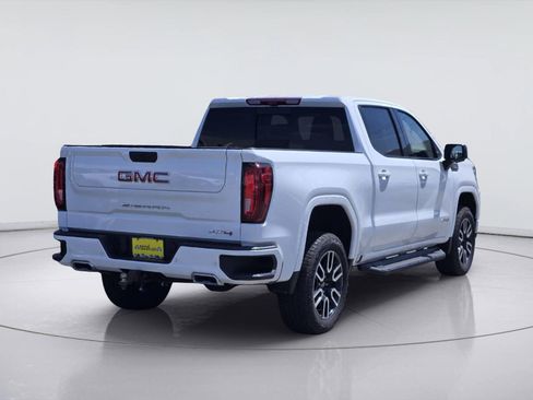 Used 2025 GMC Sierra 1500 AT4 w/ AT4 Premium Package AWD/4WD image 8