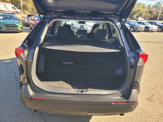 Used 2025 Toyota RAV4 LE FWD image 8