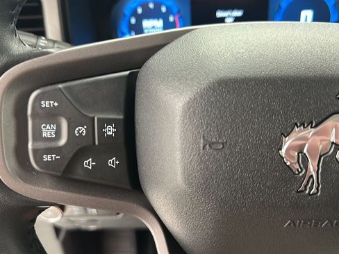 Used 2025 Ford Bronco Badlands AWD/4WD image 18