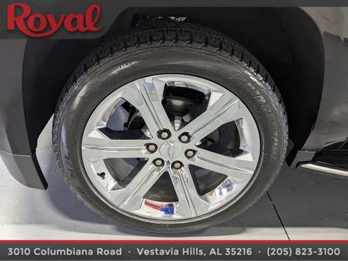 Used 2020 Chevrolet Tahoe Premier w/ Premier 6.2L Value Package image 31