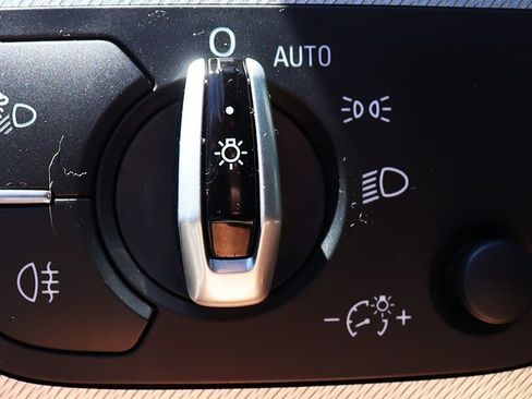 Used 2017 Audi A4 2.0T Premium w/ Convenience Package image 41