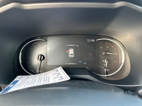 Certified 2025 Toyota RAV4 LE image 21