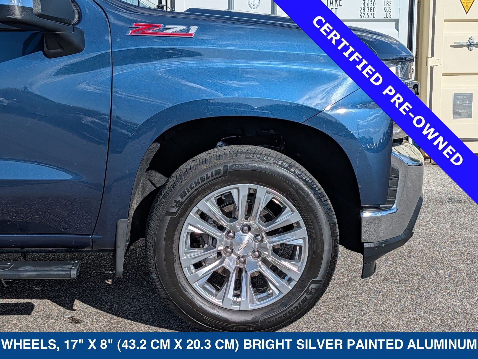 Used 2021 Chevrolet Silverado 1500 LT AWD/4WD image 12