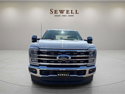 New 2025 Ford F350 Lariat w/ Chrome Package image 8
