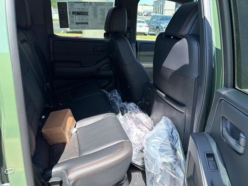 New 2026 Nissan Frontier PRO-4X w/ Pro Premium Package AWD/4WD image 12