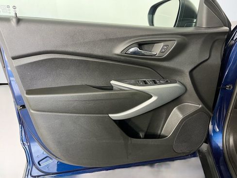 Used 2024 Chevrolet Trax LS FWD image 23