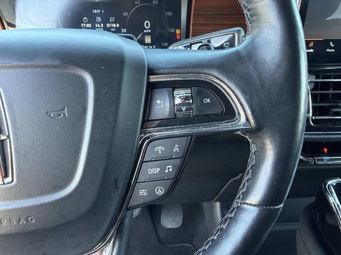 Used 2024 Lincoln Navigator L 4WD image 16