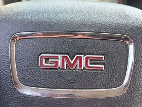 Used 2016 GMC Canyon SLT w/ Driver Alert Package AWD/4WD image 16