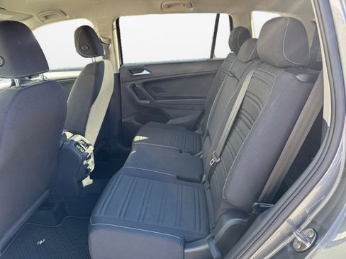 Used 2023 Volkswagen Tiguan S image 15