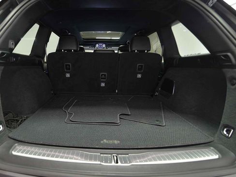 Used 2022 Jeep Grand Cherokee Summit AWD/4WD image 12