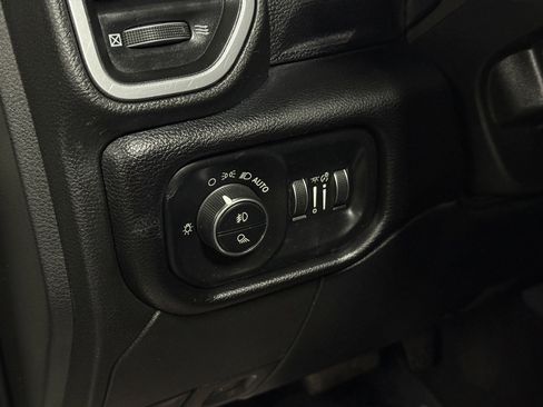 Used 2021 RAM 3500 Laramie image 25