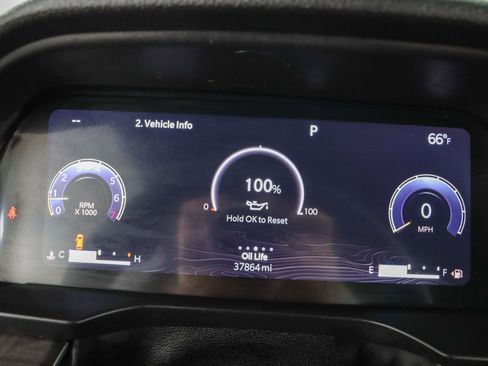 Used 2023 Jeep Grand Cherokee L Limited w/ Luxury Tech Group II image 15