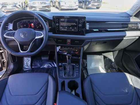 New 2025 Volkswagen Jetta SEL image 25