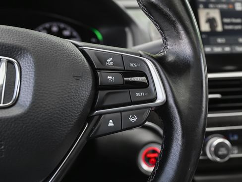 Used 2022 Honda Accord Touring image 28