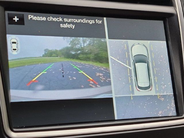 Used 2017 Lincoln MKX Reserve w/ Driver Assistance Package AWD/4WD image 14