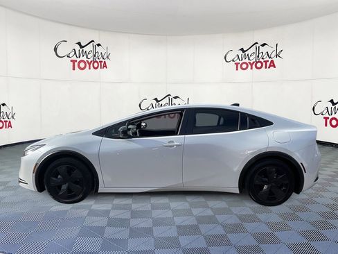 New 2026 Toyota Prius Plug-In Hybrid image 5