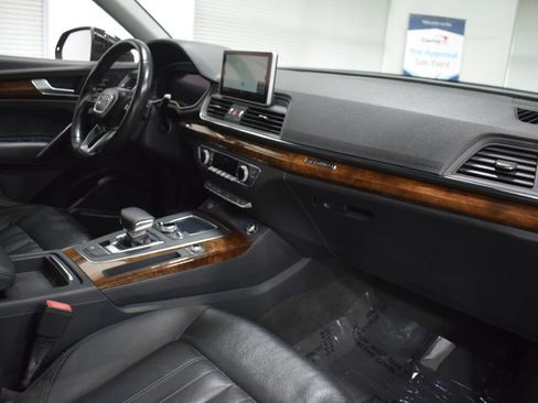 Used 2018 Audi Q5 2.0T Premium Plus w/ Premium Plus Package image 19