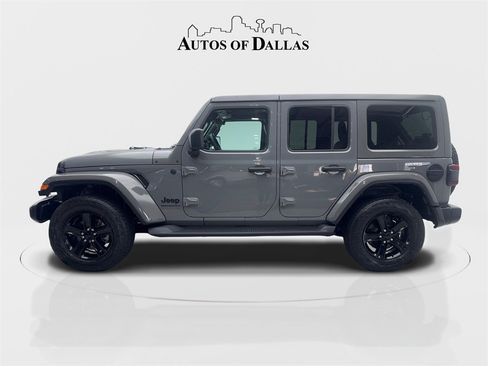 Used 2023 Jeep Wrangler Altitude image 5