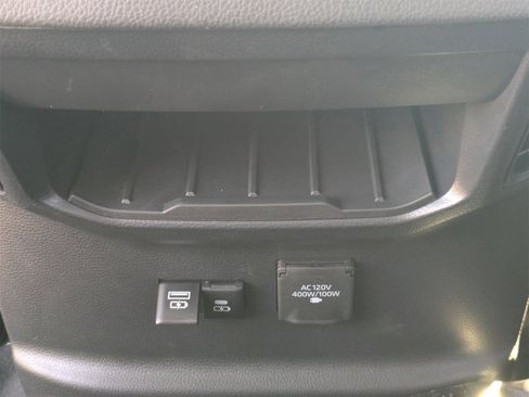 Used 2024 Toyota Tundra Limited w/ Power Package image 21