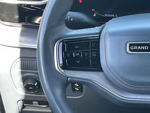 Used 2022 Jeep Grand Wagoneer Series III w/ Flexible Seating Group image 22