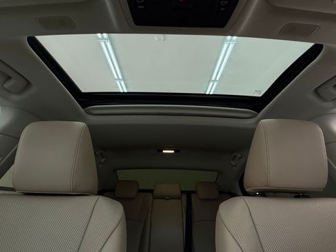 Used 2021 Lexus ES 350 w/ Accessory Package FWD image 21