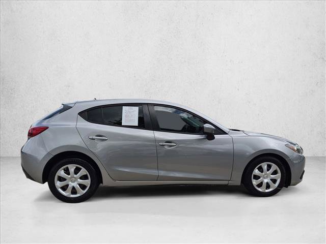 Used 2016 MAZDA MAZDA3 i Sport FWD image 4