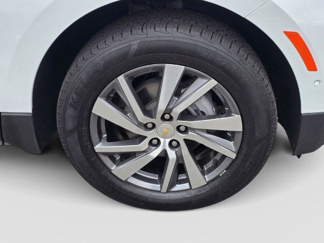 Used 2022 Chevrolet Equinox Premier AWD/4WD image 9