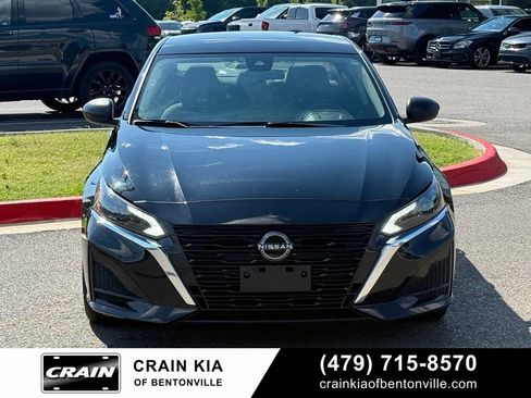 Used 2024 Nissan Altima 2.5 S FWD image 2