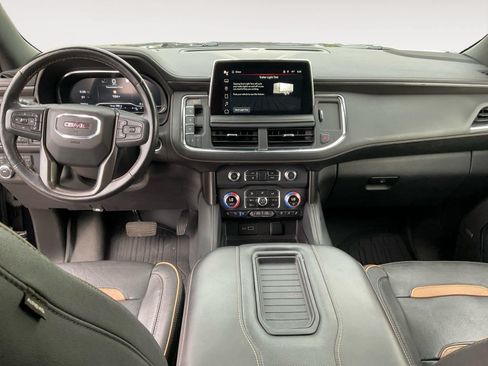Used 2023 GMC Yukon XL AT4 AWD/4WD image 10