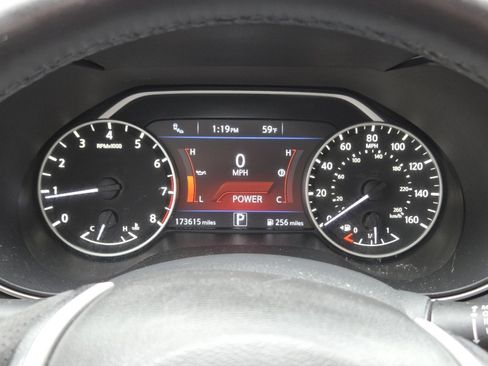 Used 2017 Nissan Maxima SR FWD image 33