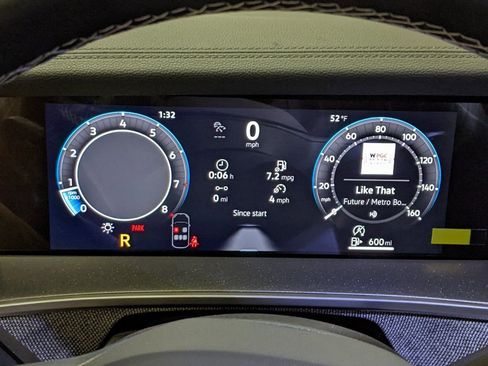 New 2026 Volkswagen Tiguan S FWD image 14