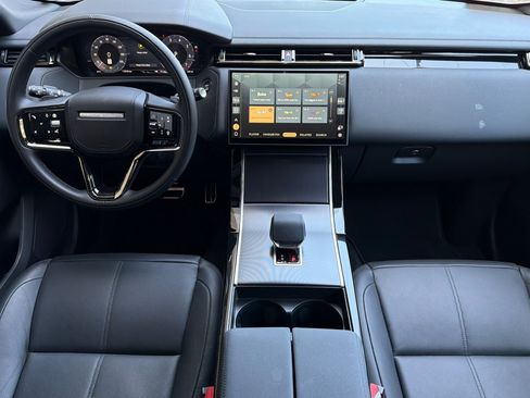 Used 2026 Land Rover Range Rover Velar Dynamic SE AWD/4WD image 16