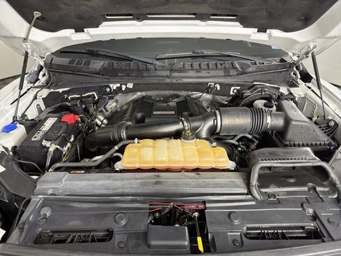 Used 2017 Ford F150 Raptor w/ Equipment Group 802A Luxury AWD/4WD image 8